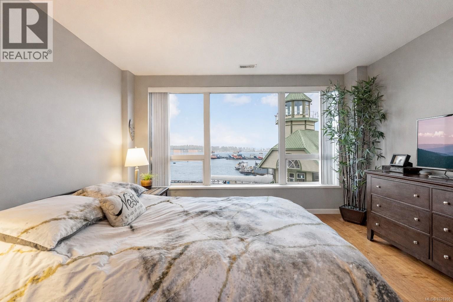 Th15 38 Front St, Nanaimo, British Columbia  V9R 0B8 - Photo 32 - 1028355