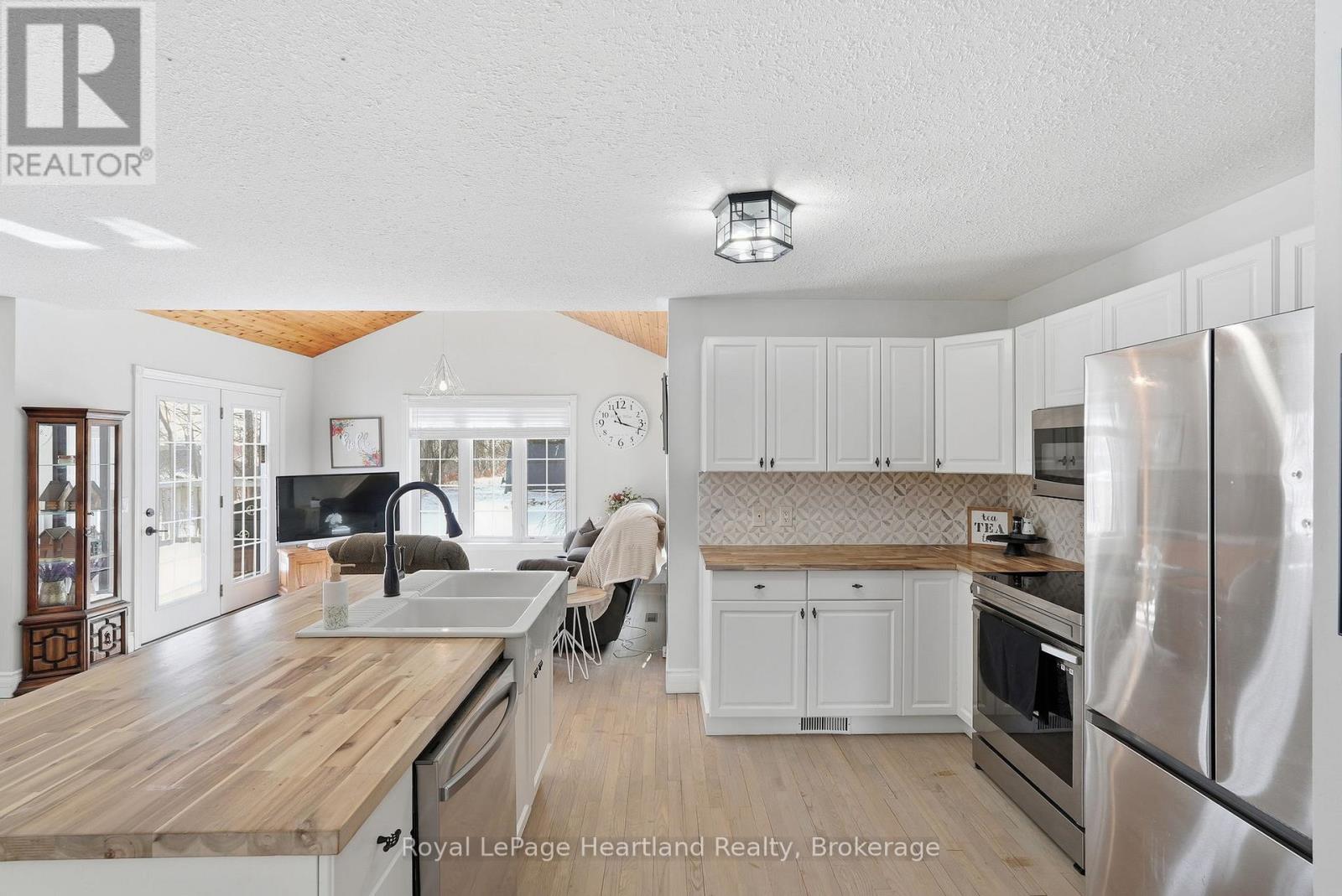 25 John Street W, Minto, Ontario  N0G 1M0 - Photo 14 - X12898272