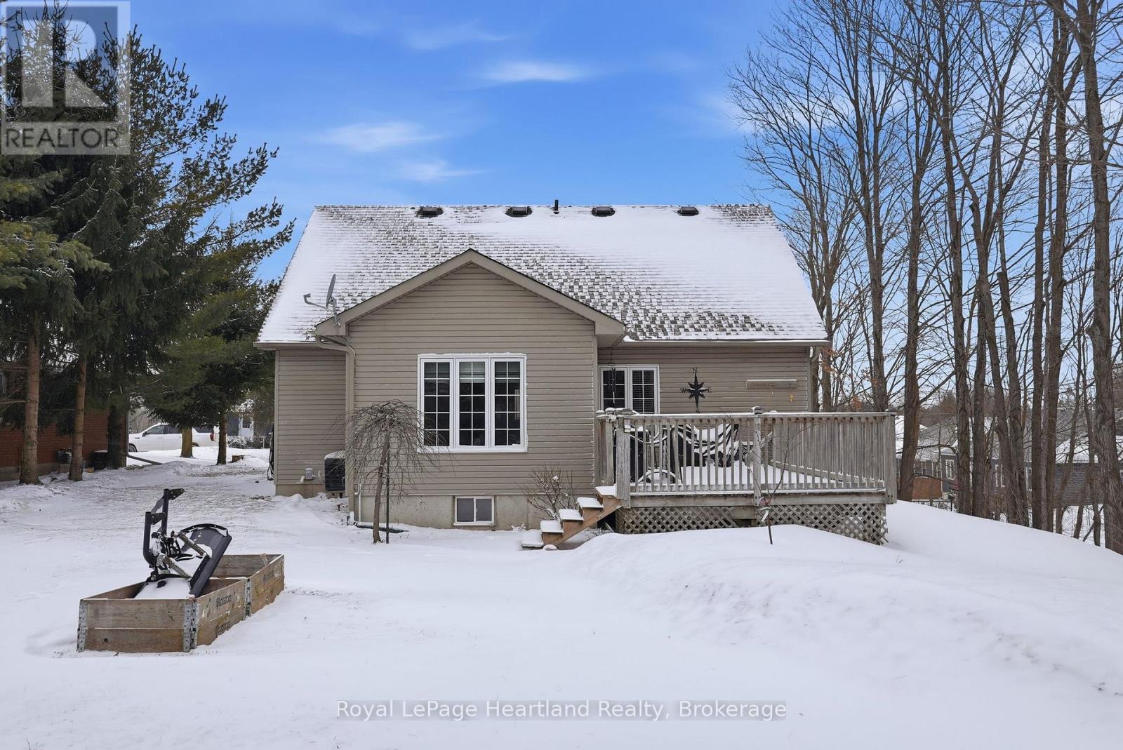 25 John Street W, Minto, Ontario  N0G 1M0 - Photo 2 - X12898272