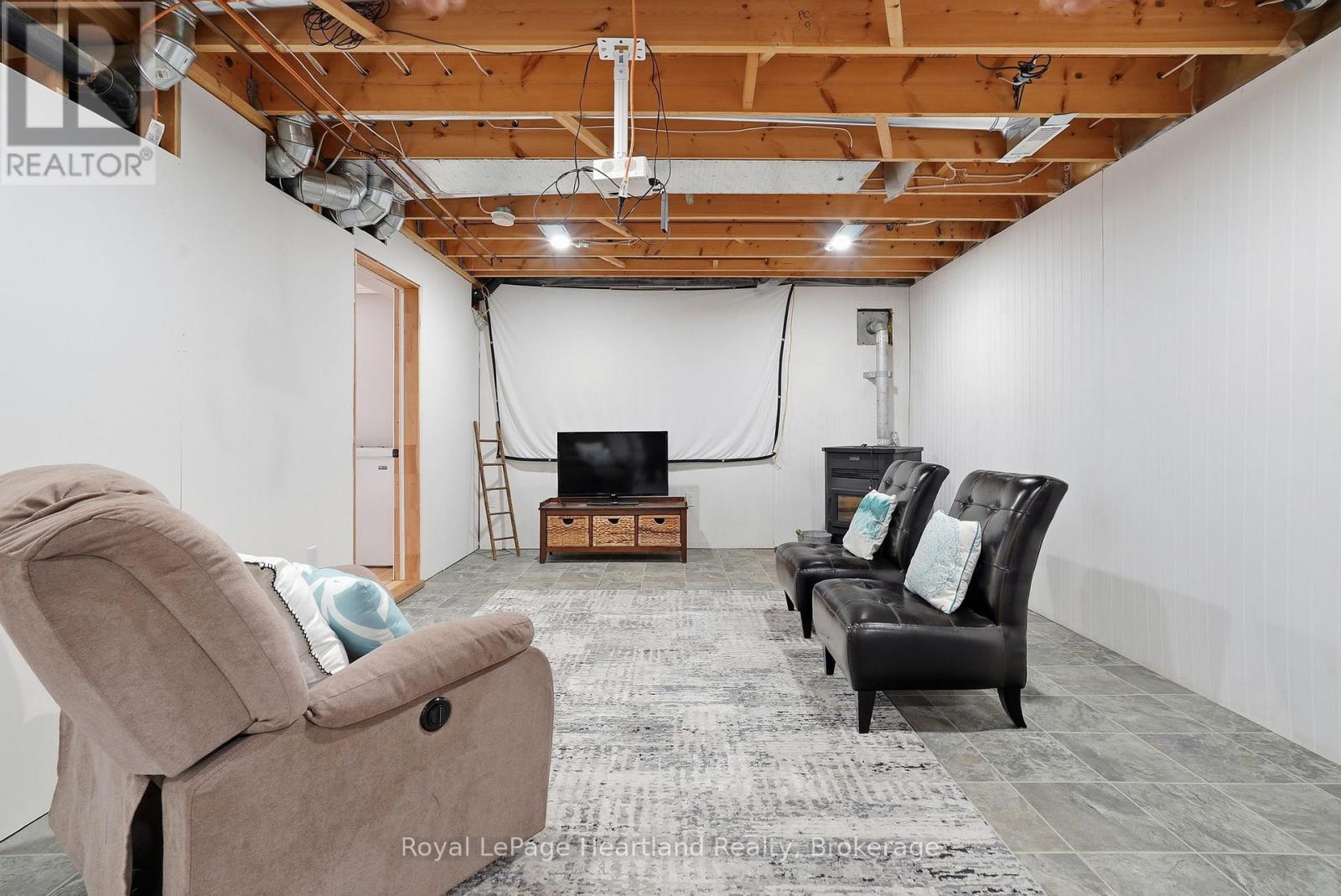 25 John Street W, Minto, Ontario  N0G 1M0 - Photo 32 - X12898272