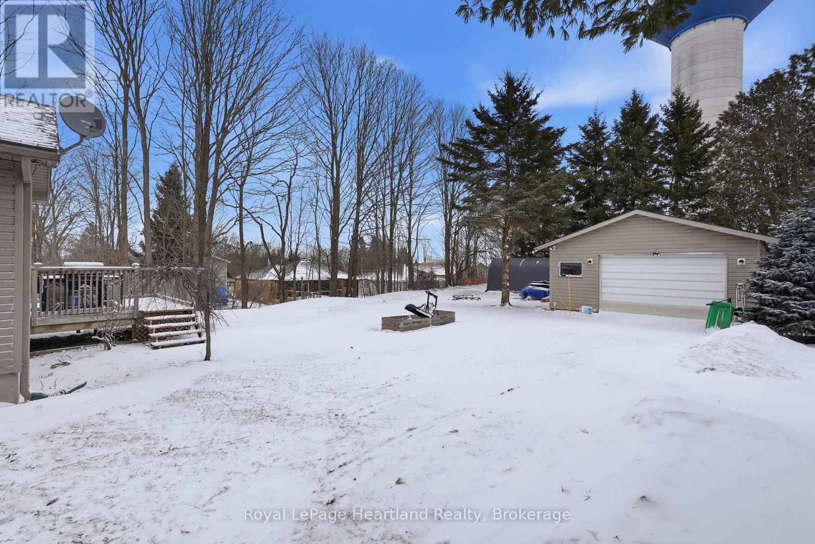 25 John Street W, Minto, Ontario  N0G 1M0 - Photo 38 - X12898272