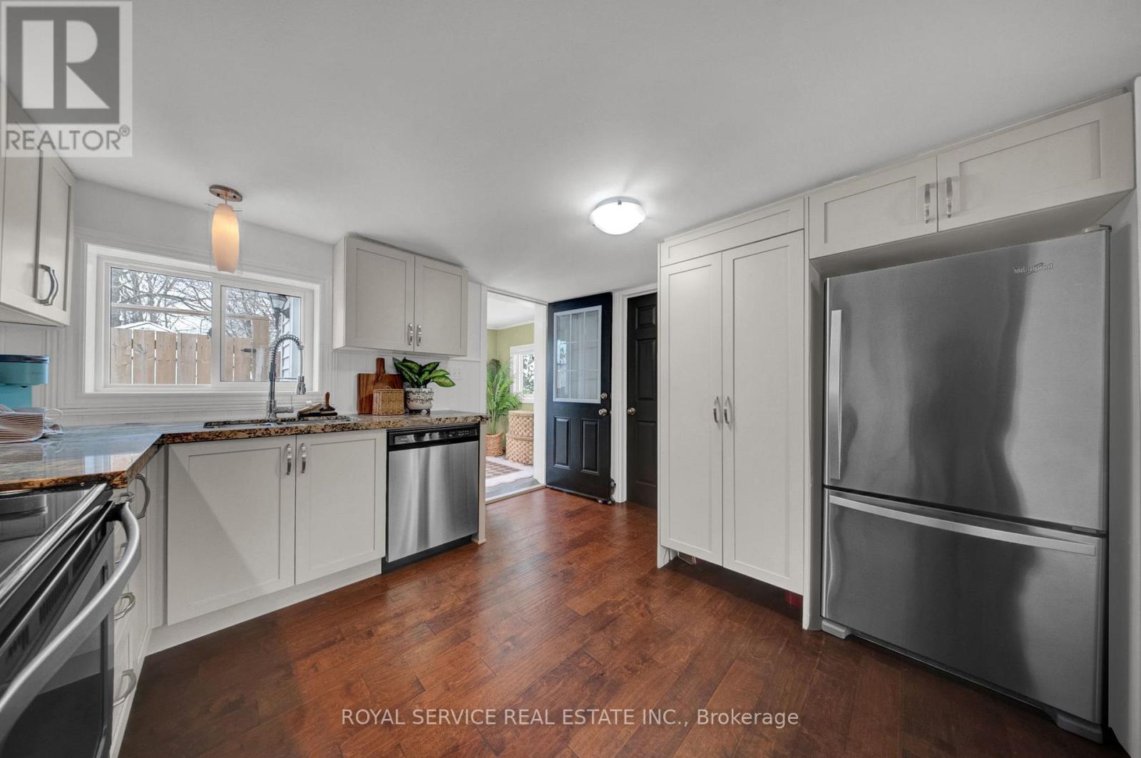 285 Ridout Street, Port Hope, Ontario  L1A 1P8 - Photo 7 - X12898236