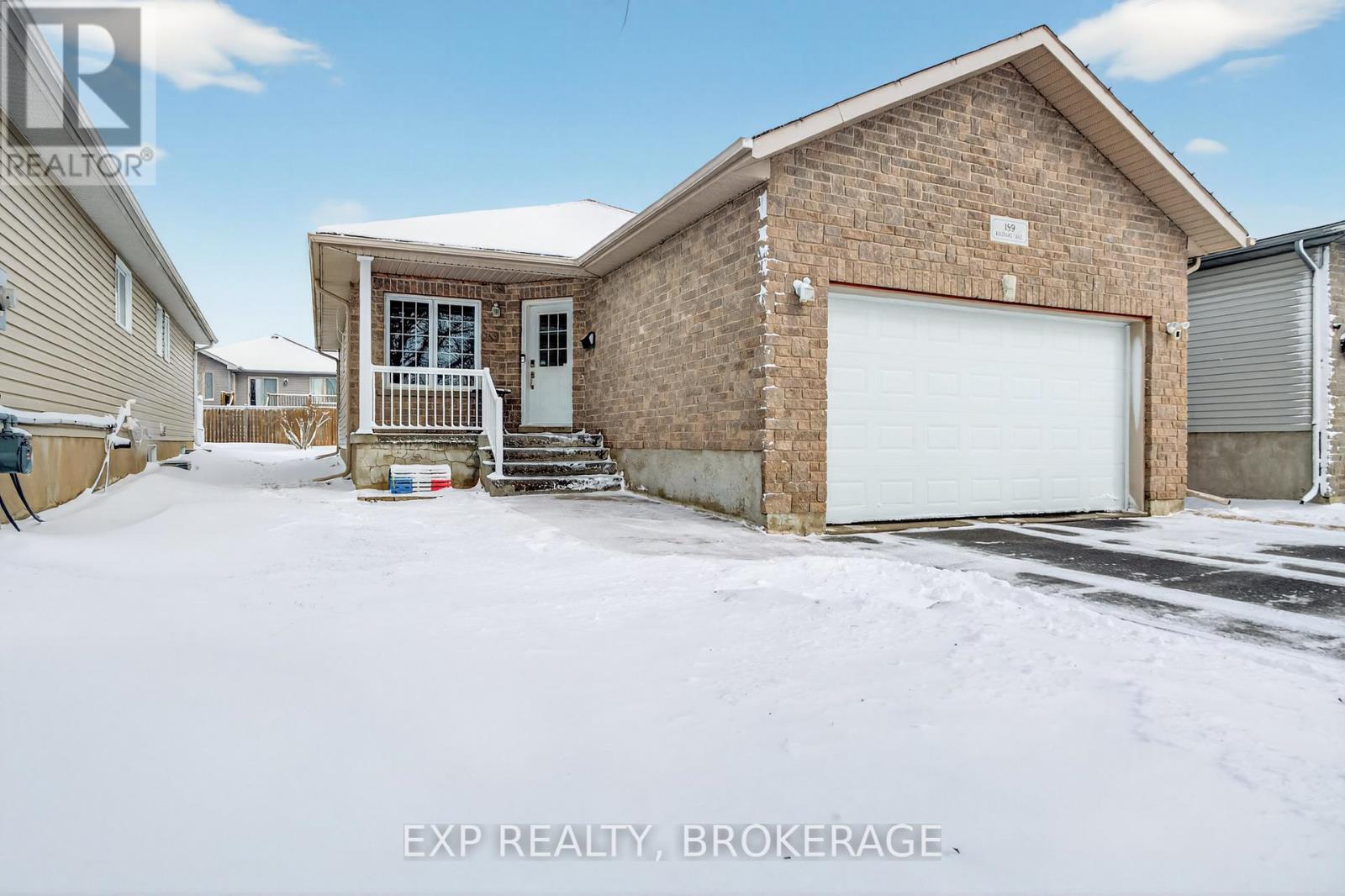 189 Kildare Avenue, Loyalist, Ontario  K7N 0A4 - Photo 2 - X12898250