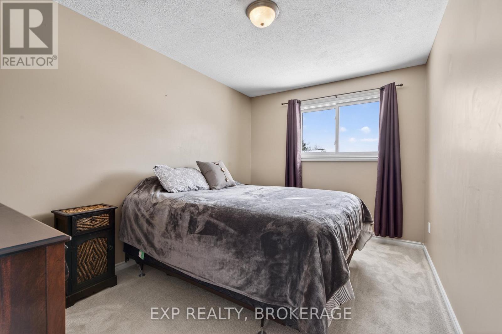 1015 Sprucewood Crescent, Kingston, Ontario  K7P 1N1 - Photo 14 - X12898256