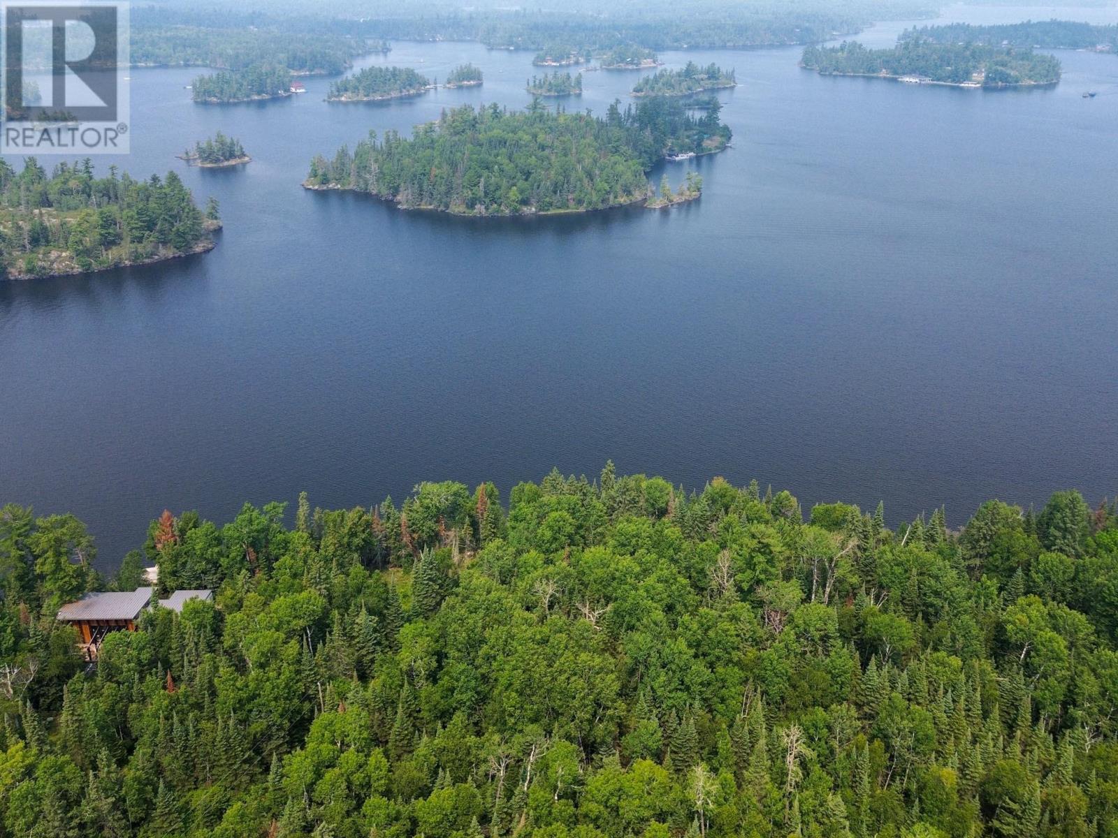 19 Castlerock Island|Queer Island 19, south of kenora, Ontario