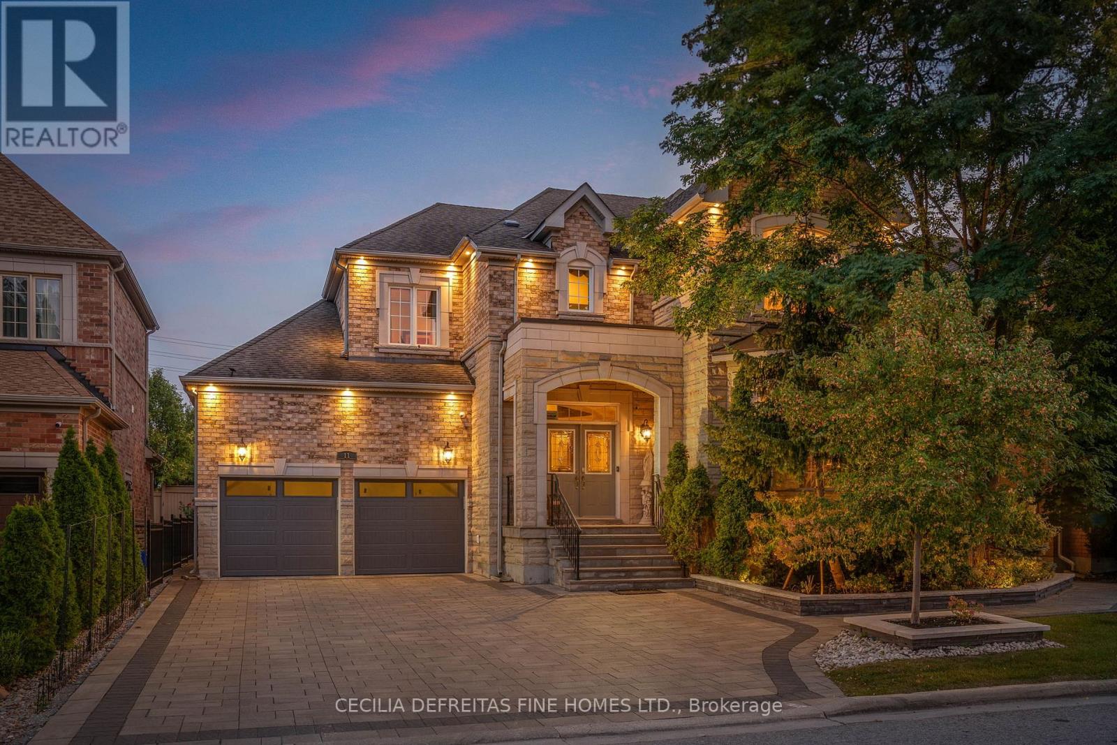 11 BEAUVISTA COURT, vaughan (vellore village), Ontario