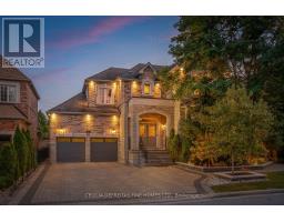 11 BEAUVISTA COURT, Vaughan, Ontario