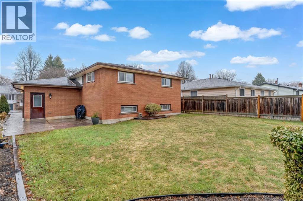 8 Ivanhoe Road, Brantford, Ontario  N3R 5T8 - Photo 28 - 40807203