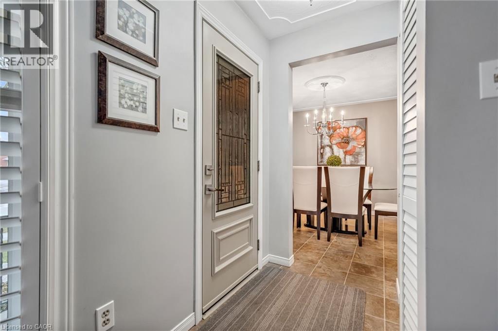 8 Ivanhoe Road, Brantford, Ontario  N3R 5T8 - Photo 4 - 40807203