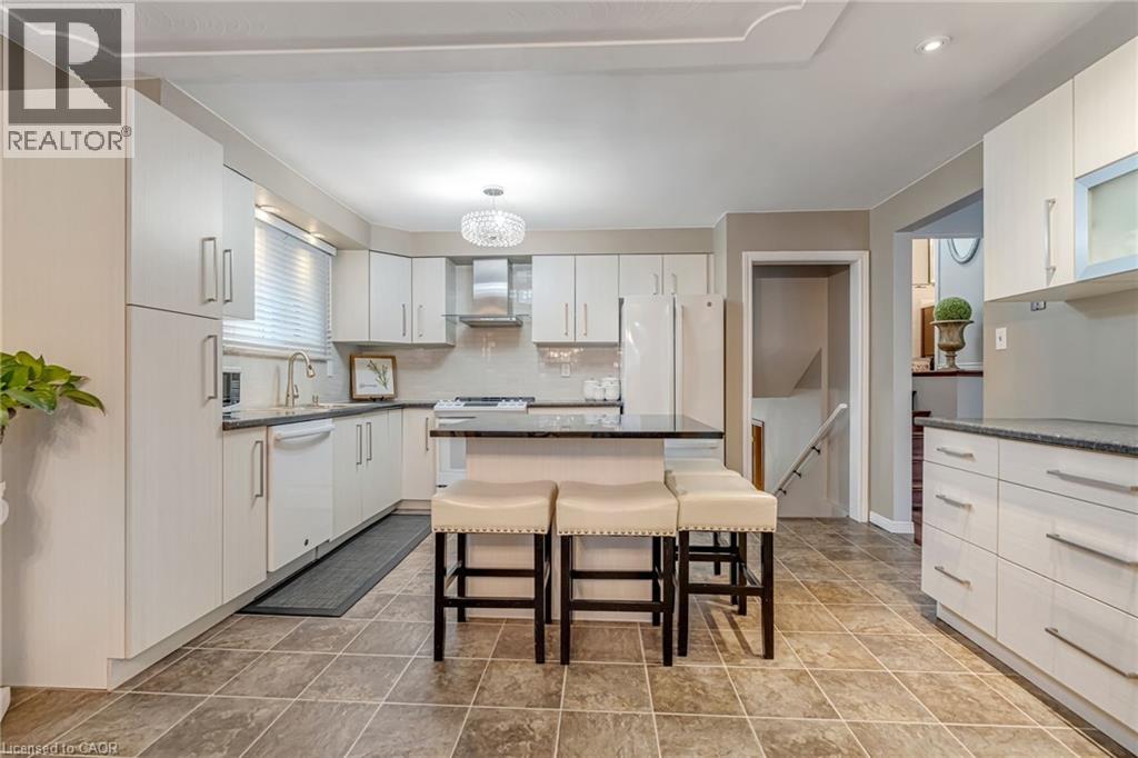 8 Ivanhoe Road, Brantford, Ontario  N3R 5T8 - Photo 8 - 40807203