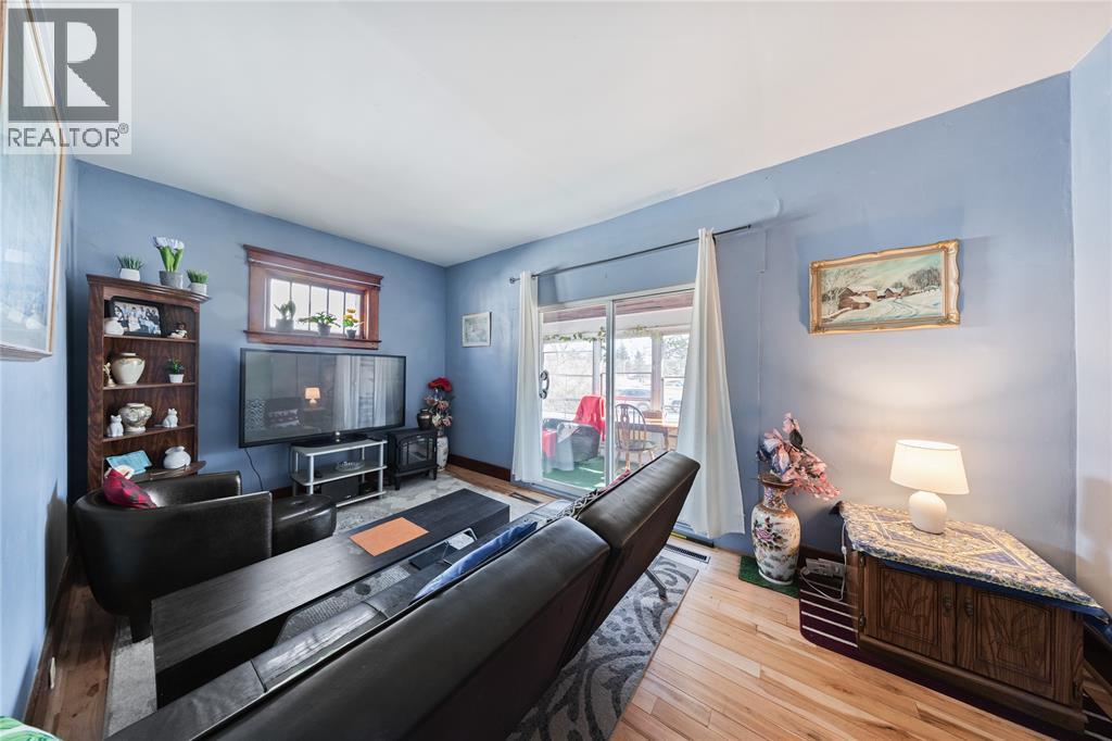 224 Maxwell Street, Sarnia, Ontario  N7T 5C4 - Photo 18 - 26005526