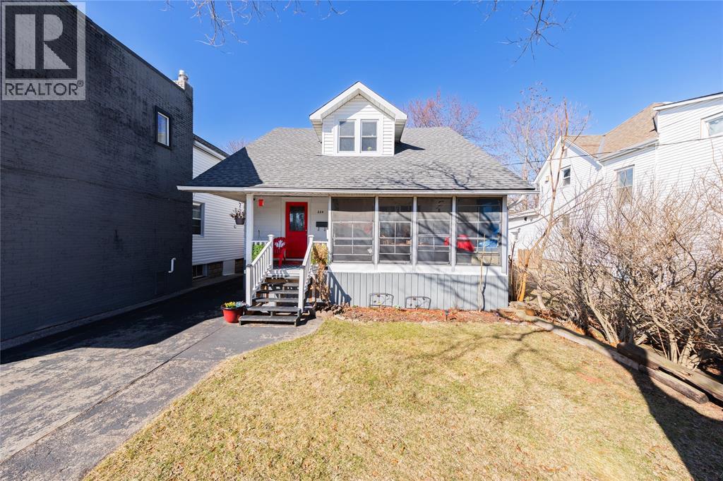 224 Maxwell Street, Sarnia, Ontario  N7T 5C4 - Photo 2 - 26005526