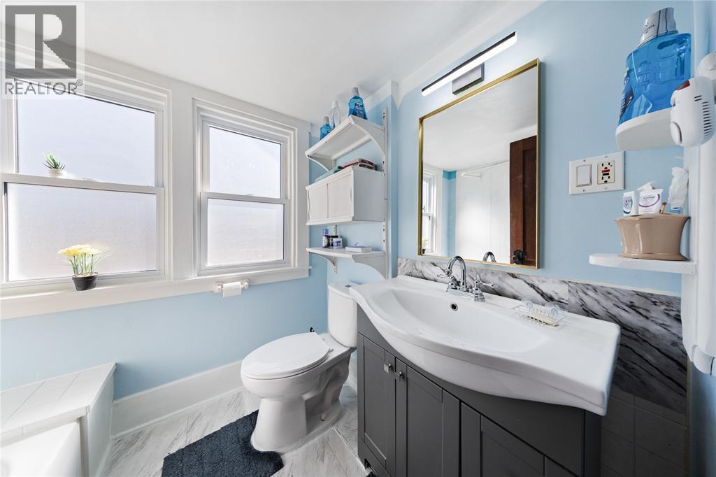 224 Maxwell Street, Sarnia, Ontario  N7T 5C4 - Photo 6 - 26005526