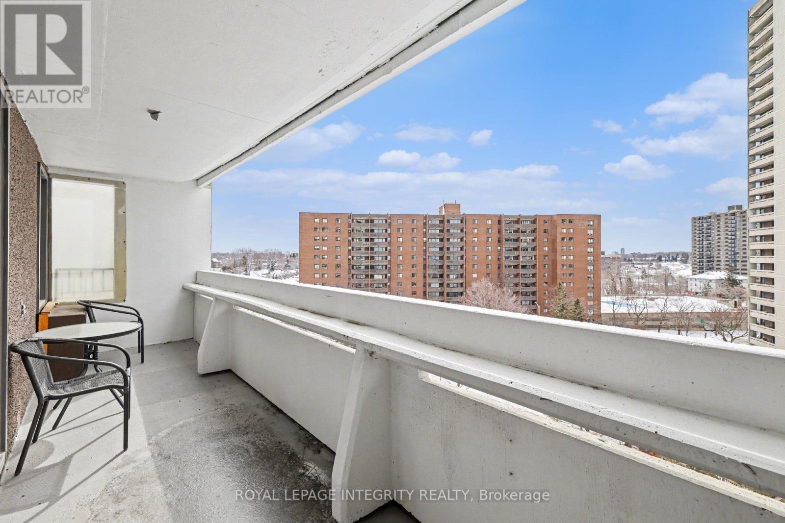 906 - 1081 Ambleside Drive, Ottawa, Ontario K2B 8C8 - Photo 6 - X12898268