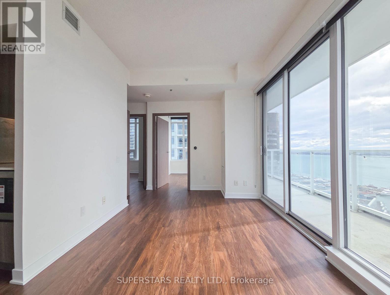 2811 - 19 Bathurst Street, Toronto, Ontario  M5V 0N2 - Photo 10 - C12898228