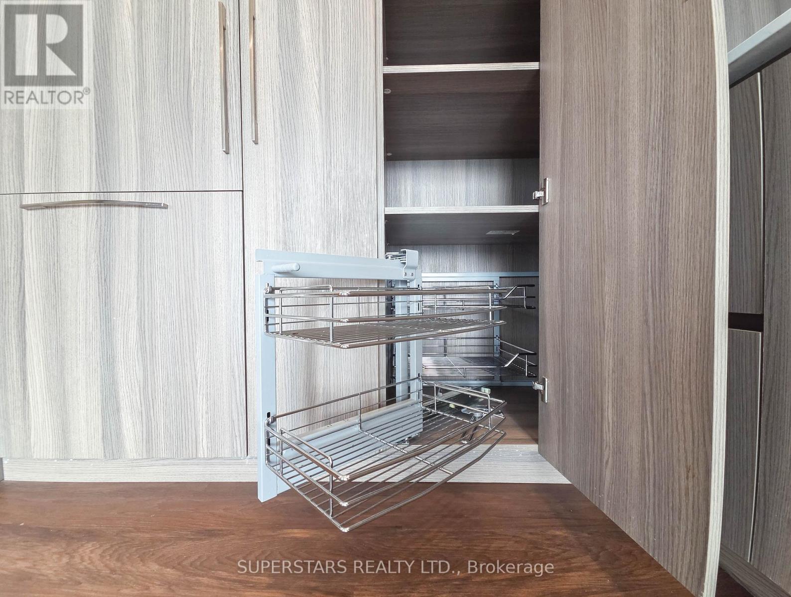 2811 - 19 Bathurst Street, Toronto, Ontario  M5V 0N2 - Photo 4 - C12898228