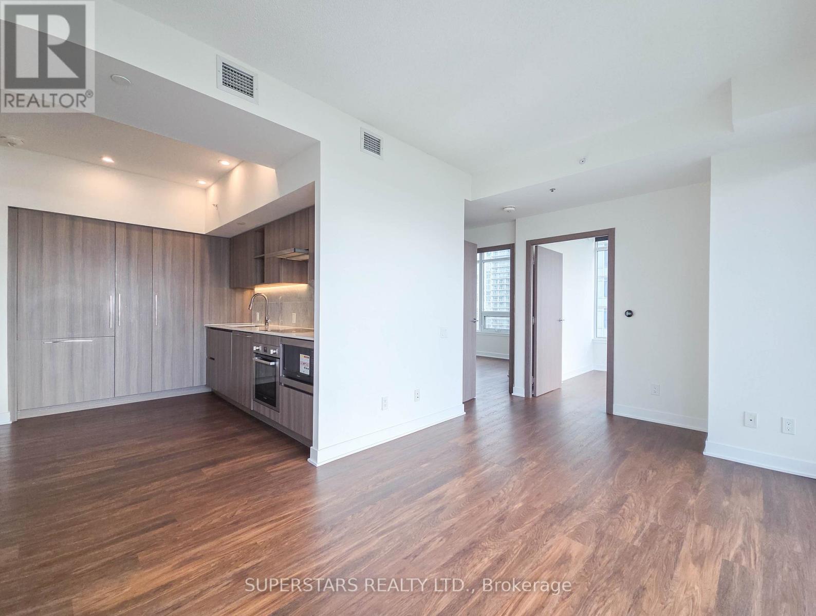 2811 - 19 Bathurst Street, Toronto, Ontario  M5V 0N2 - Photo 5 - C12898228