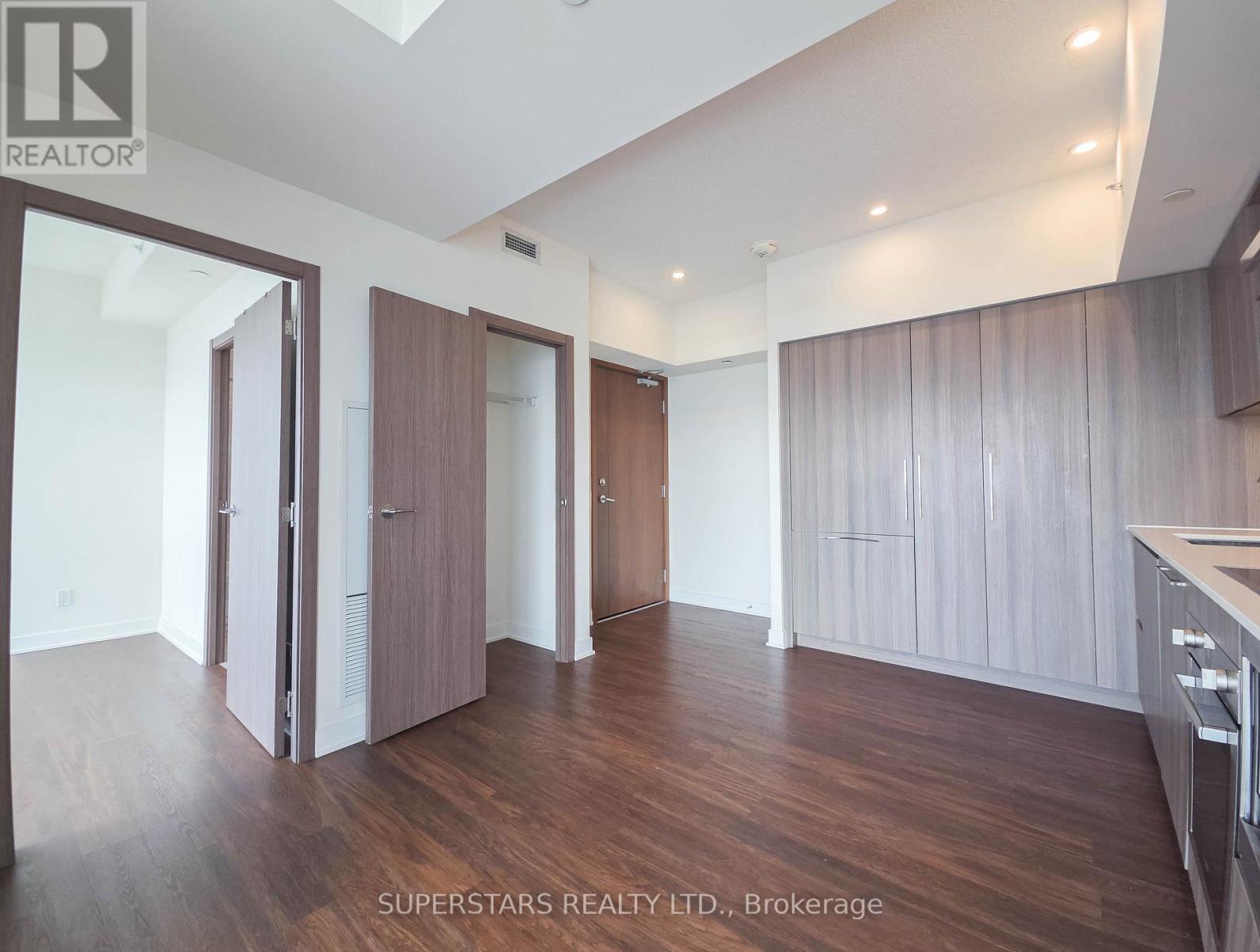 2811 - 19 Bathurst Street, Toronto, Ontario  M5V 0N2 - Photo 6 - C12898228