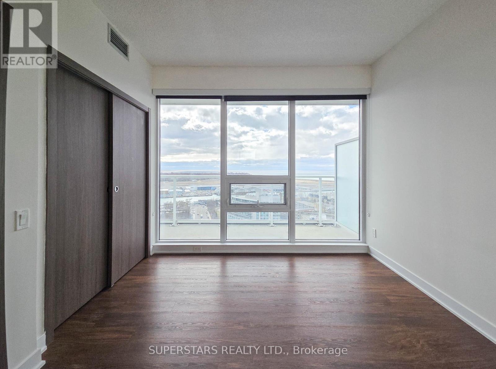 2811 - 19 Bathurst Street, Toronto, Ontario  M5V 0N2 - Photo 7 - C12898228