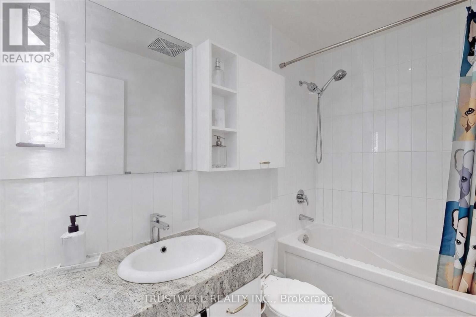 2808 - 33 Singer Court, Toronto, Ontario  M2K 0B4 - Photo 15 - C12898246