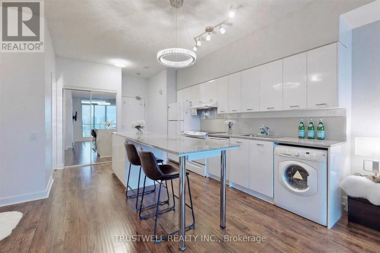 2808 - 33 Singer Court, Toronto, Ontario  M2K 0B4 - Photo 6 - C12898246