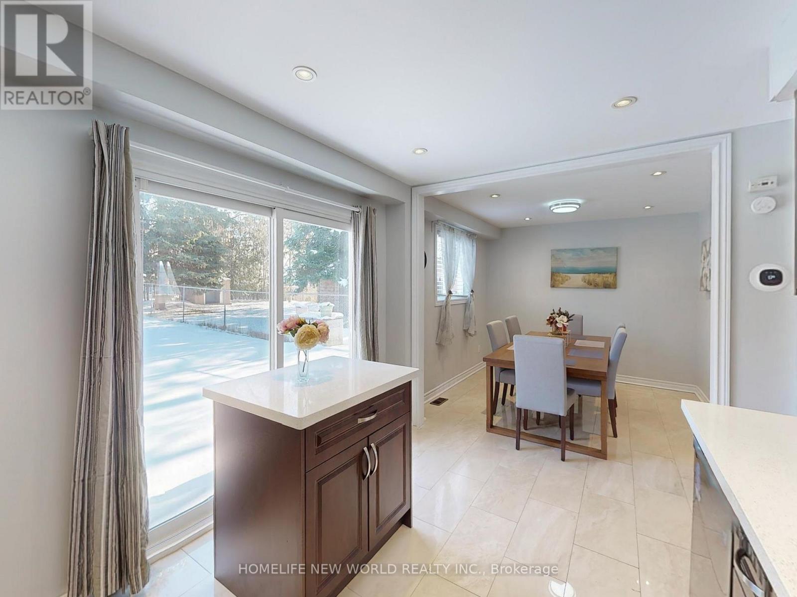 257 Cherokee Boulevard, Toronto, Ontario  M2H 2J9 - Photo 12 - C12898248