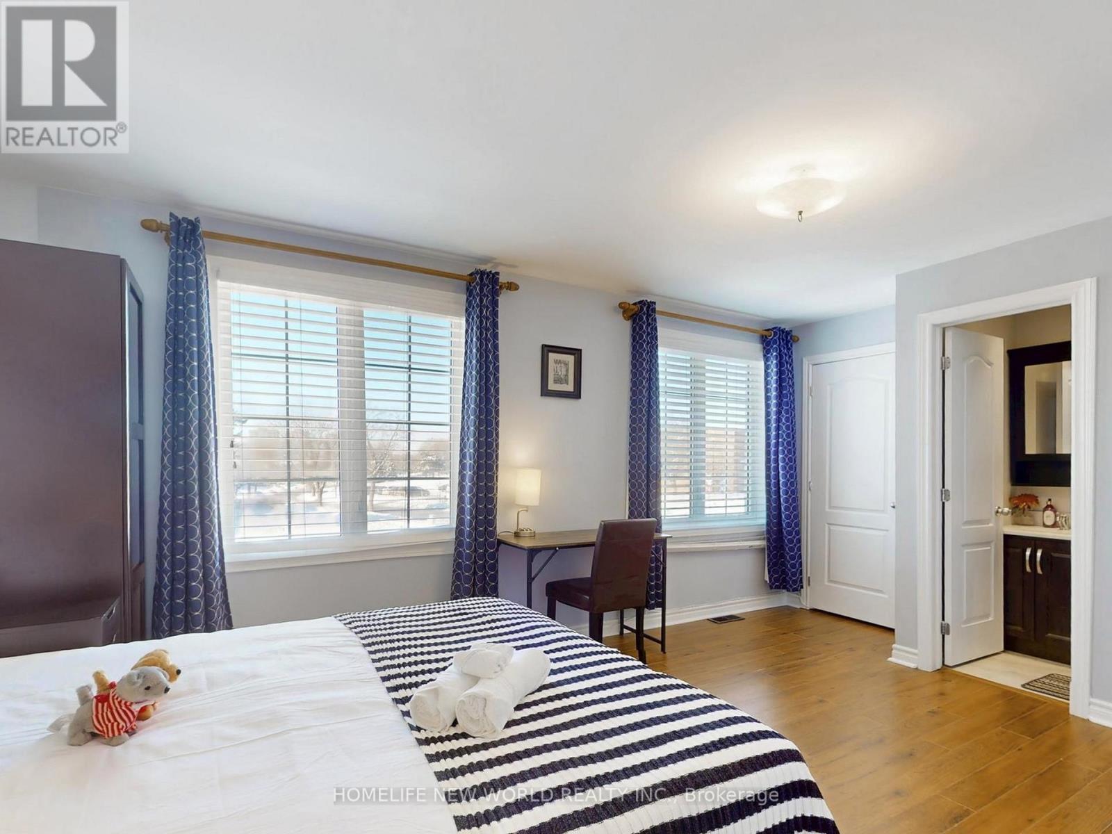 257 Cherokee Boulevard, Toronto, Ontario  M2H 2J9 - Photo 19 - C12898248