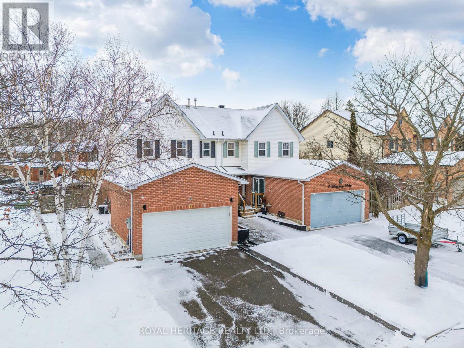 11 HUMPHREY DRIVE, Ajax, Ontario