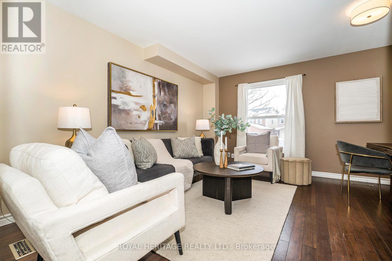 11 Humphrey Drive, Ajax, Ontario  L1S 4Z8 - Photo 5 - E12898276