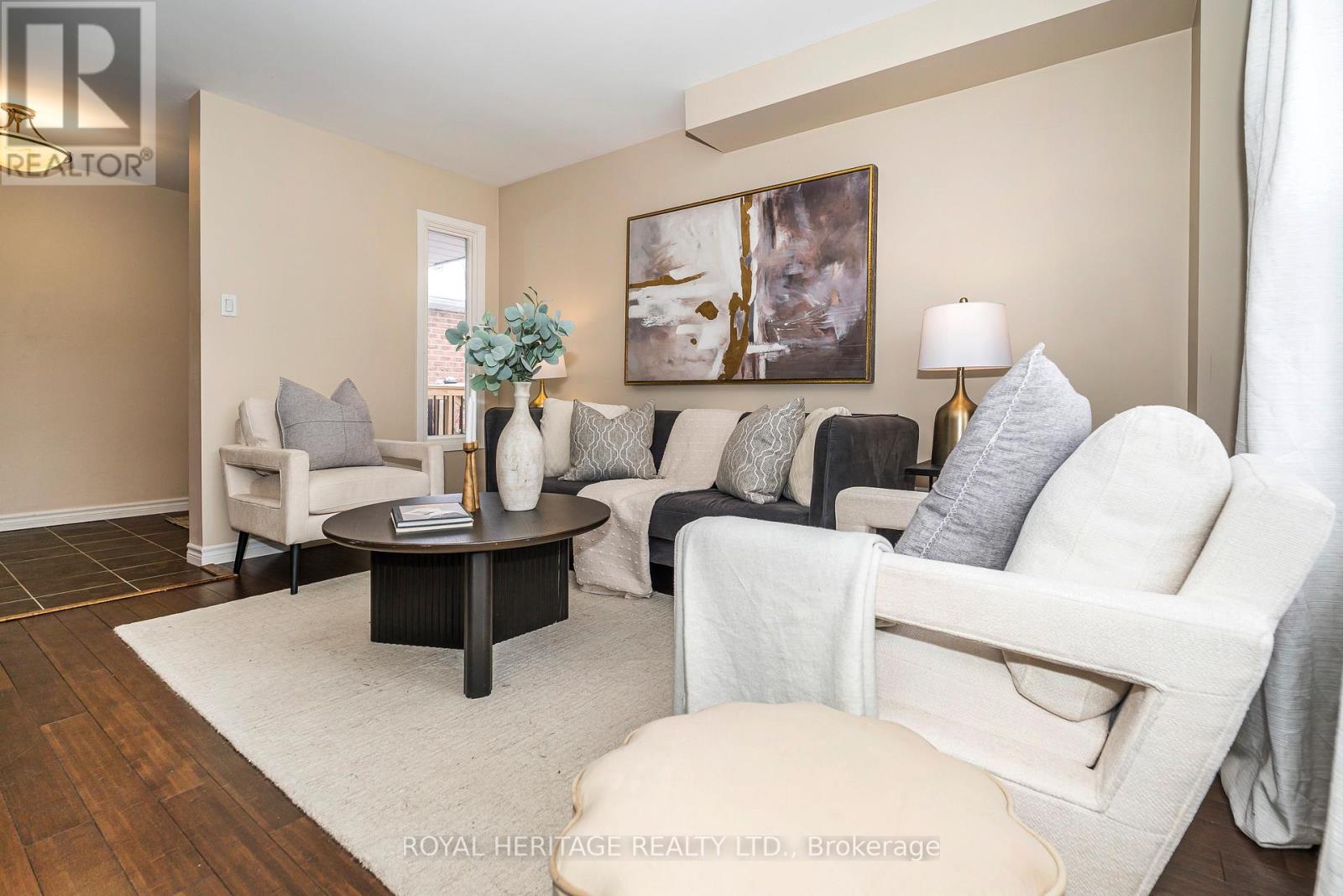 11 Humphrey Drive, Ajax, Ontario  L1S 4Z8 - Photo 7 - E12898276