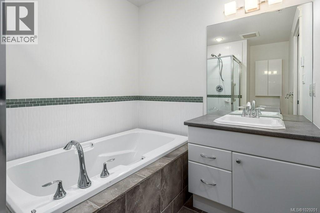 2211 44 Anderton Ave, Courtenay, British Columbia  V9N 2G8 - Photo 8 - 1029201