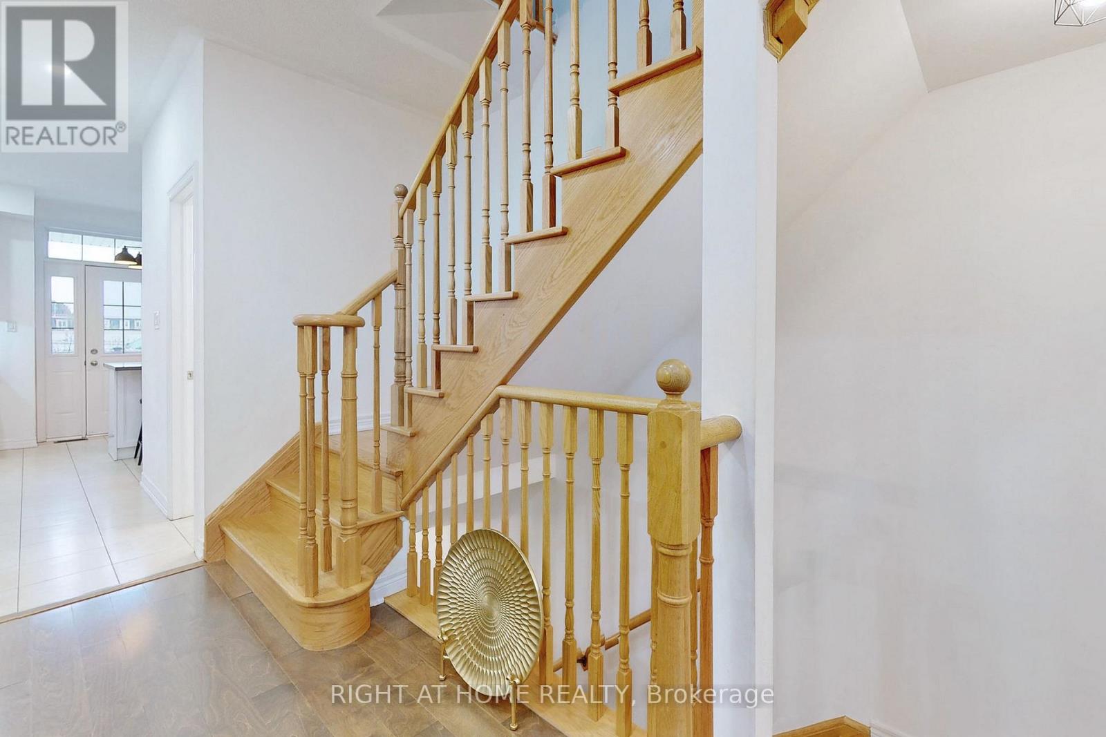 3 - 10 Porter Avenue W, Vaughan, Ontario  L4L 0H1 - Photo 20 - N12898232