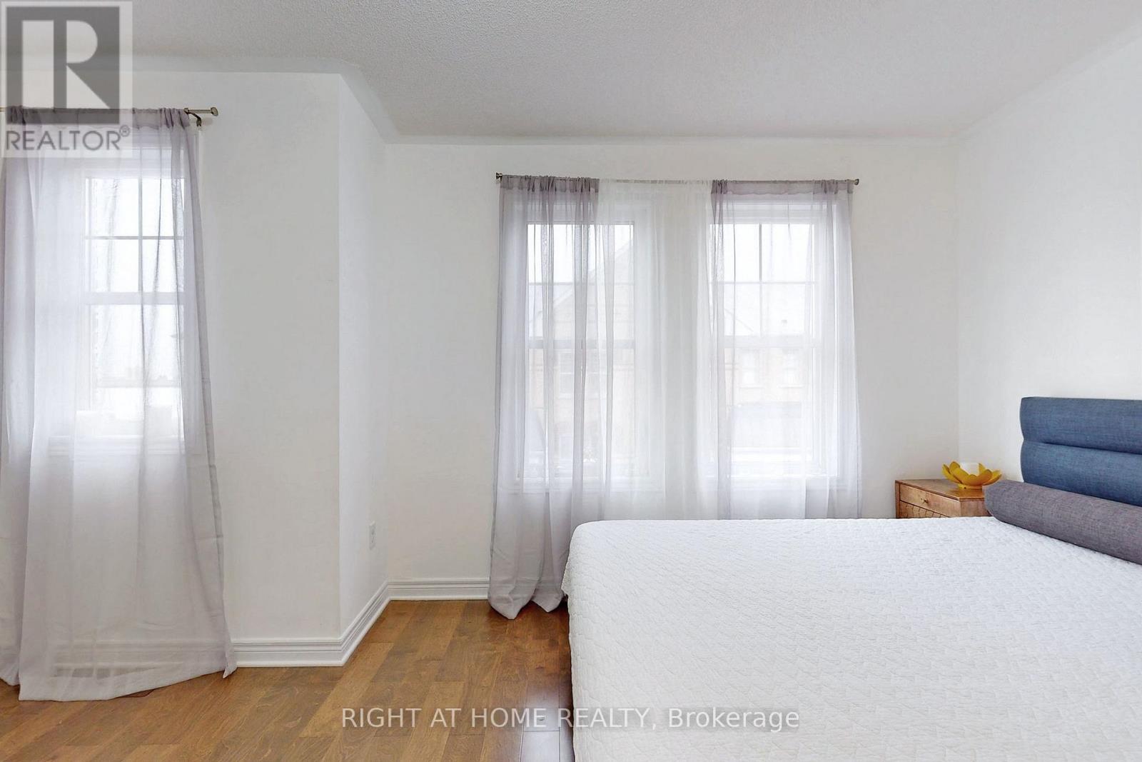 3 - 10 Porter Avenue W, Vaughan, Ontario  L4L 0H1 - Photo 25 - N12898232