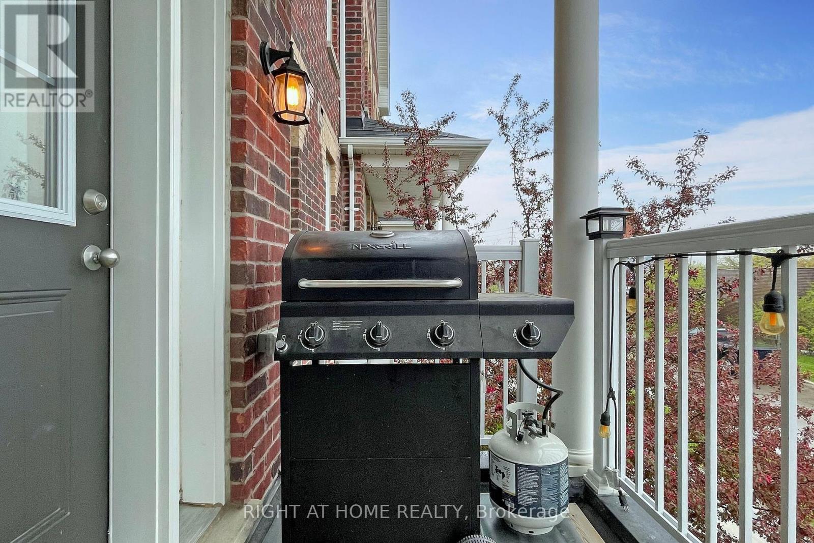 3 - 10 Porter Avenue W, Vaughan, Ontario  L4L 0H1 - Photo 40 - N12898232