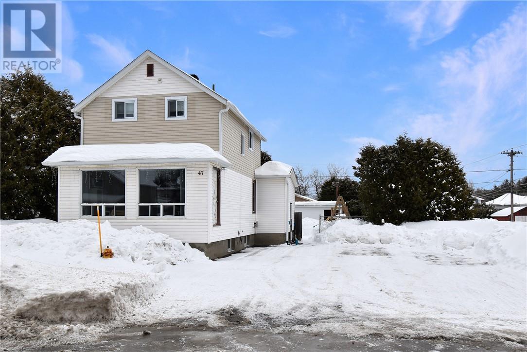 47 Second Ave, Coniston, Ontario  P0M 1M0 - Photo 4 - 2126843