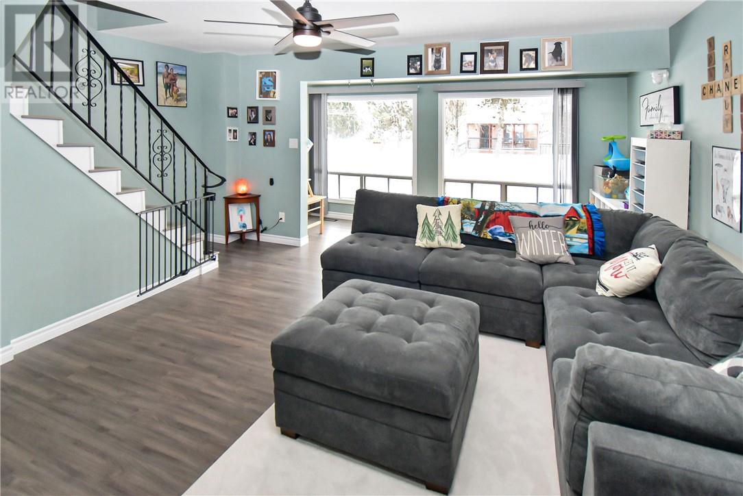 47 Second Ave, Coniston, Ontario  P0M 1M0 - Photo 8 - 2126843