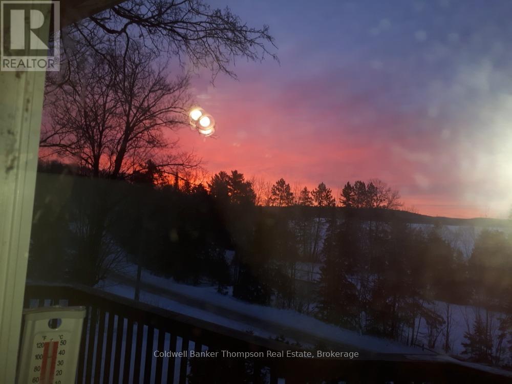 475 Chapman Drive E, Magnetawan, Ontario  P0A 1C0 - Photo 33 - X12887606