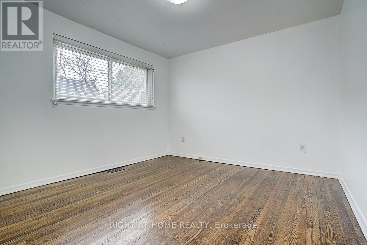 11 Tullamore Road, Brampton, Ontario  L6W 1J6 - Photo 38 - W12898264