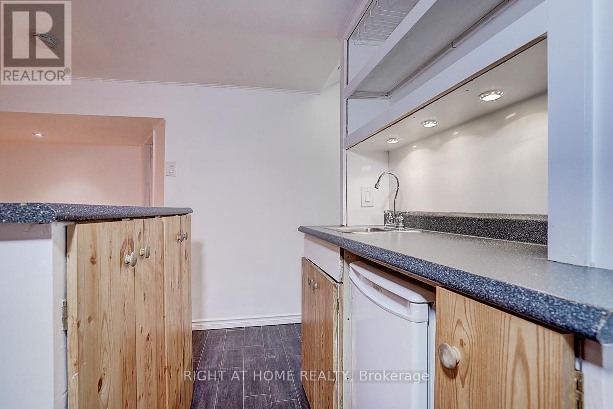 11 Tullamore Road, Brampton, Ontario  L6W 1J6 - Photo 47 - W12898264