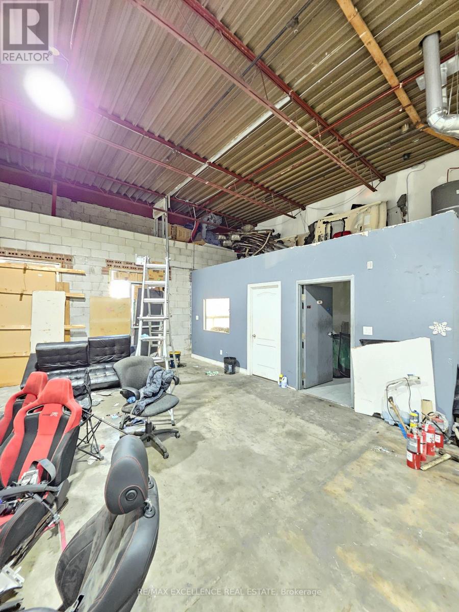 14 - 7517 Bren Road, Mississauga, Ontario  L4T 3V4 - Photo 3 - W12898290