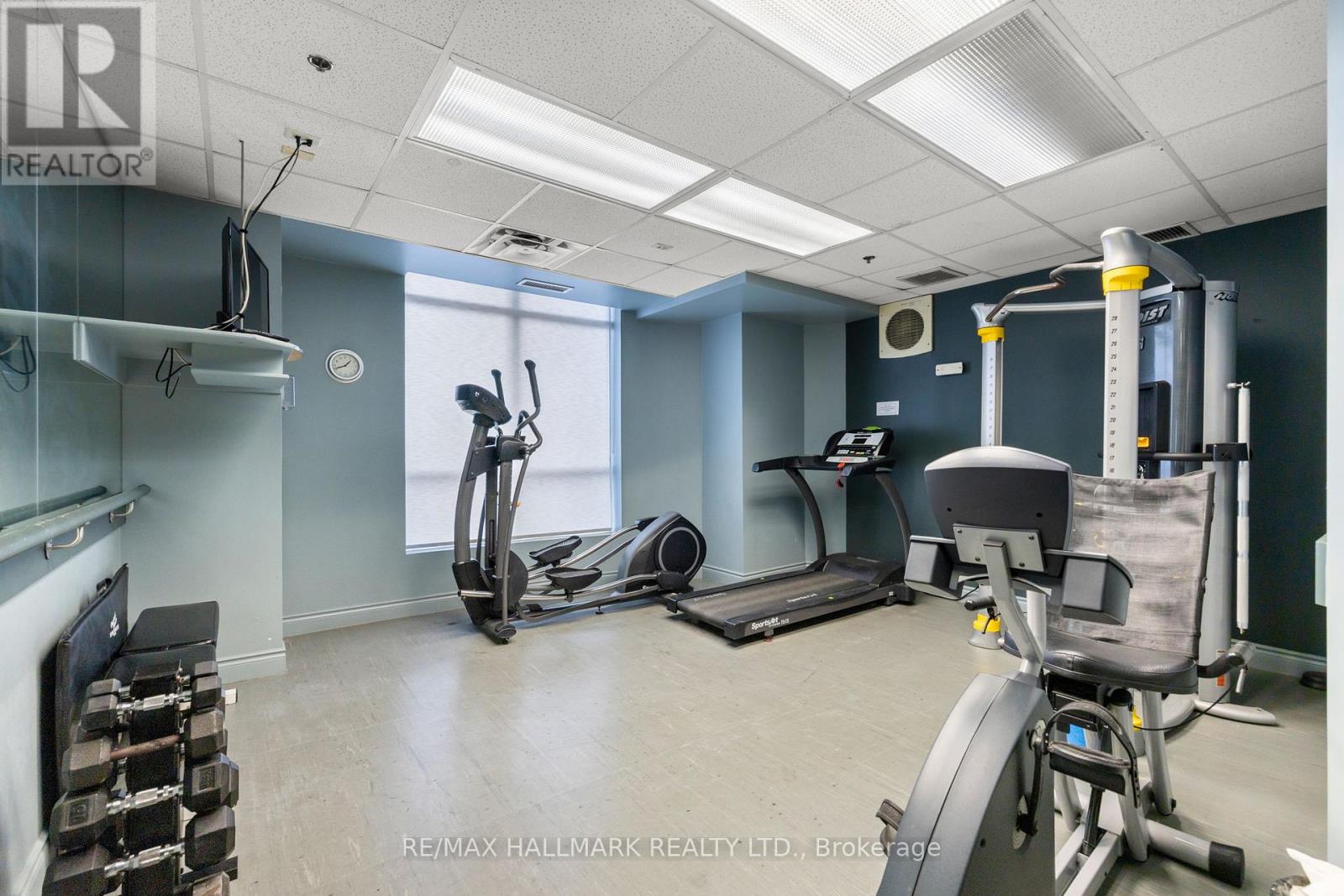 519 - 2495 Dundas Street W, Toronto, Ontario  M6P 1X4 - Photo 32 - W12897698