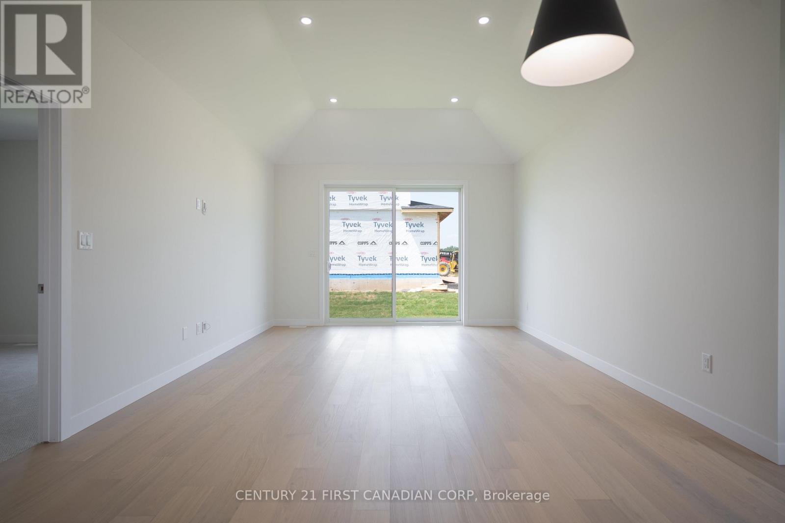 6674 Hayward Drive, London South (South V), Ontario  N6P 0H7 - Photo 10 - X12898358