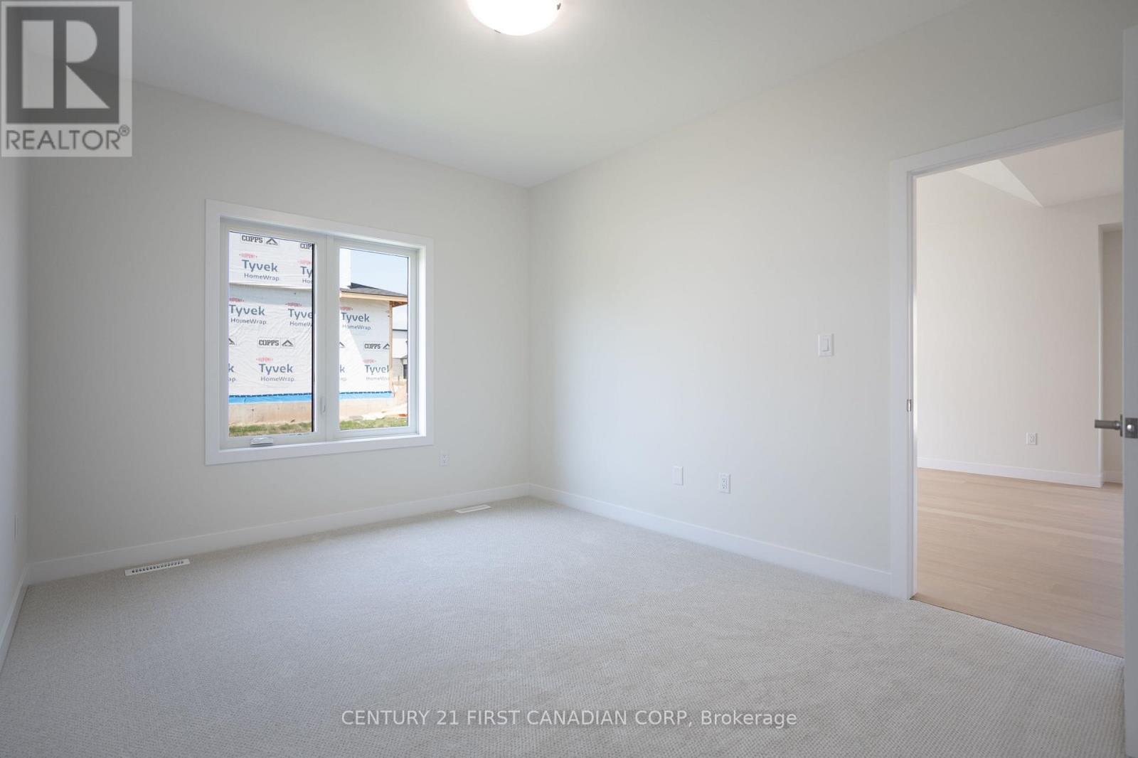 6674 Hayward Drive, London South (South V), Ontario  N6P 0H7 - Photo 13 - X12898358