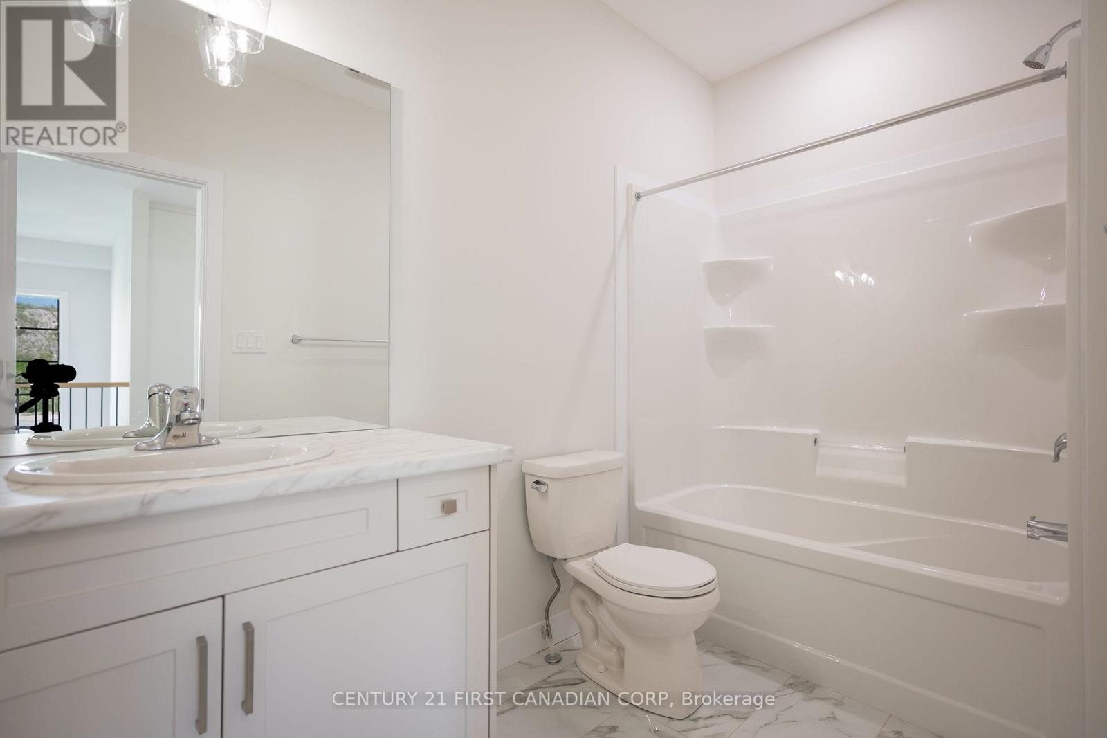 6674 Hayward Drive, London South (South V), Ontario  N6P 0H7 - Photo 18 - X12898358