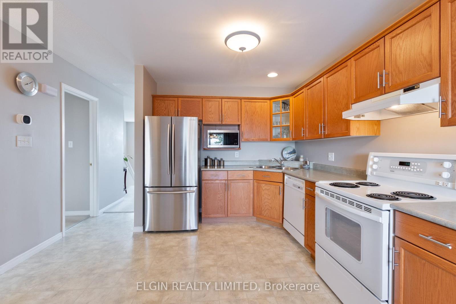 41792 North Street N, Southwold, Ontario  N5P 4L7 - Photo 10 - X12898368