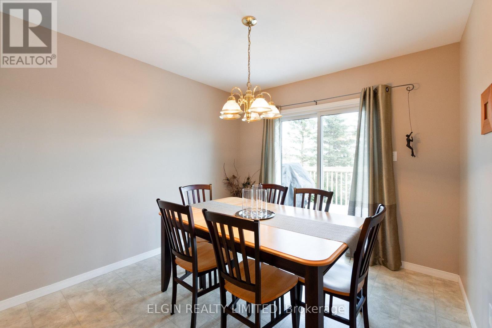 41792 North Street N, Southwold, Ontario  N5P 4L7 - Photo 12 - X12898368