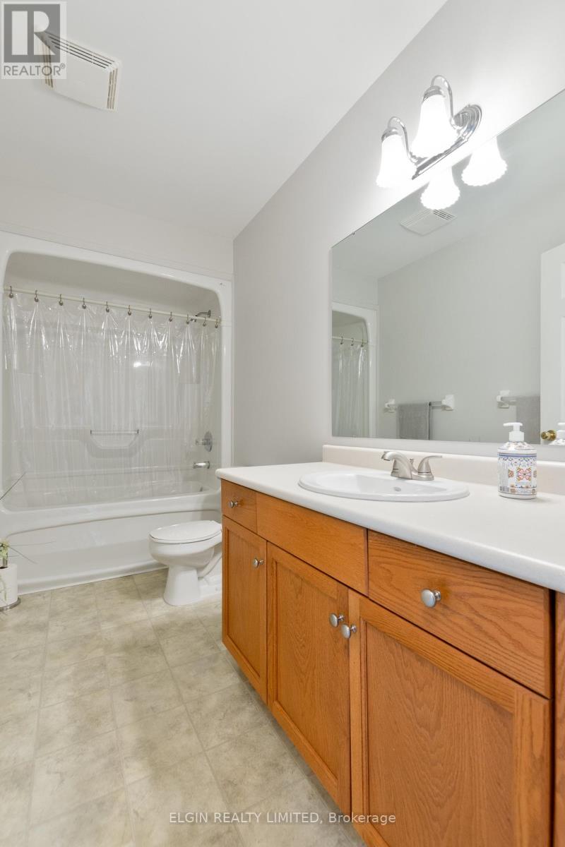 41792 North Street N, Southwold, Ontario  N5P 4L7 - Photo 17 - X12898368