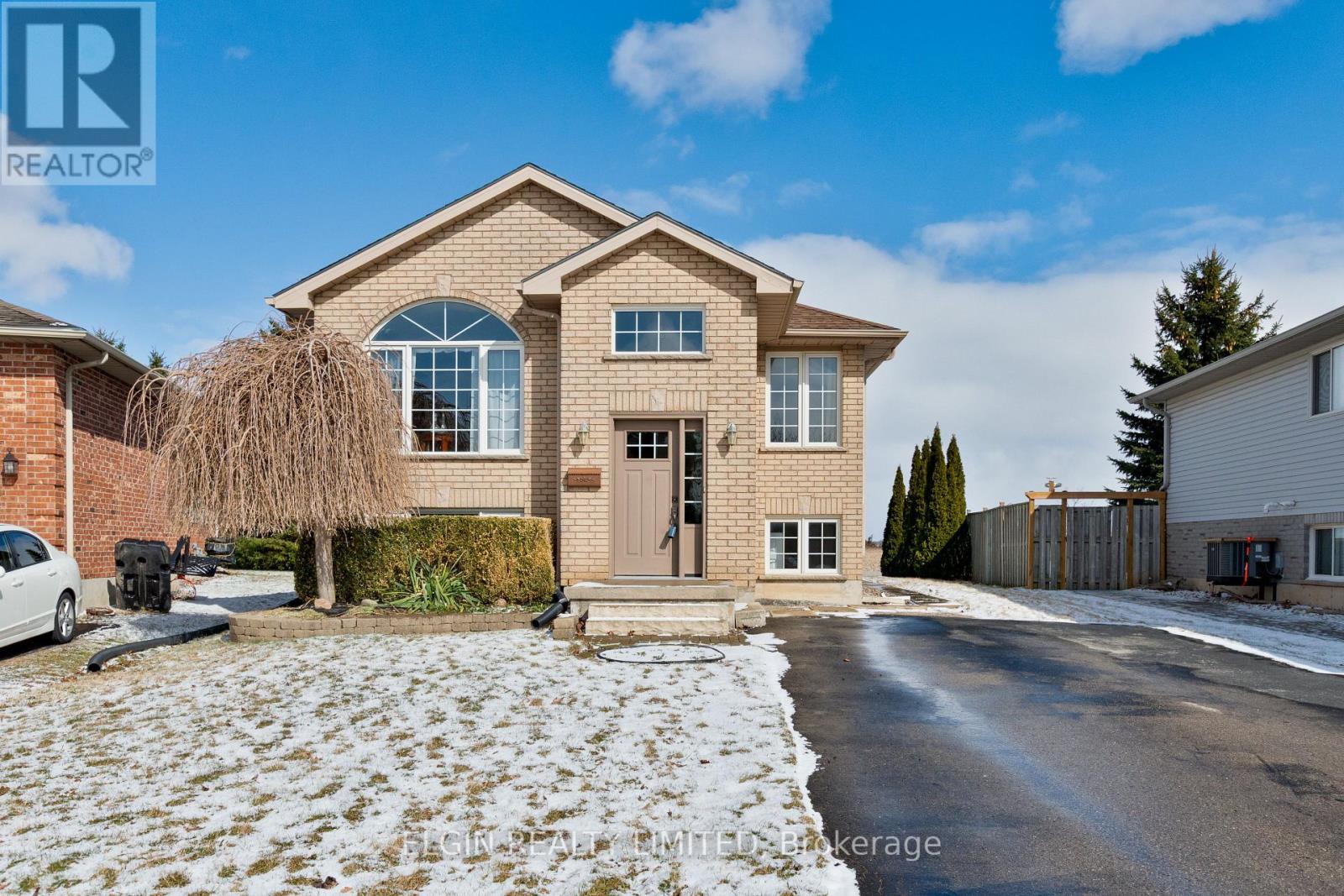 41792 North Street N, Southwold, Ontario  N5P 4L7 - Photo 2 - X12898368