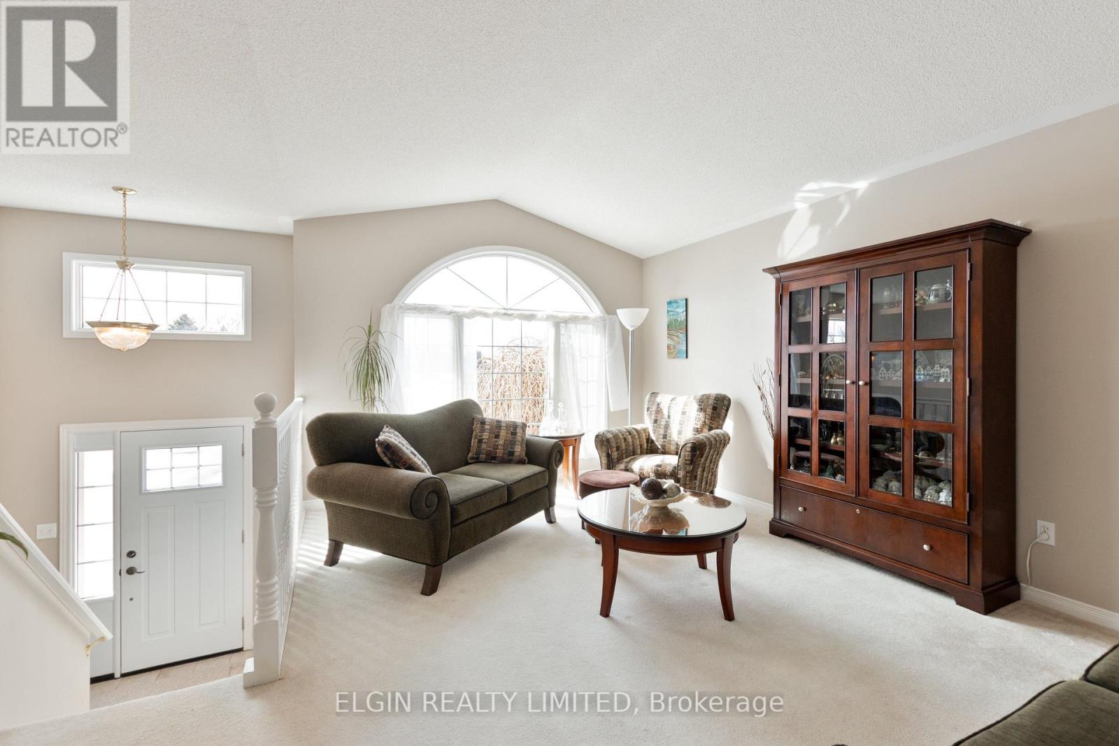 41792 North Street N, Southwold, Ontario  N5P 4L7 - Photo 6 - X12898368