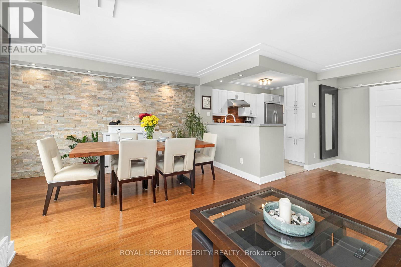 2c - 150 Waverley Street, Ottawa, Ontario  K2P 0V4 - Photo 11 - X12898322